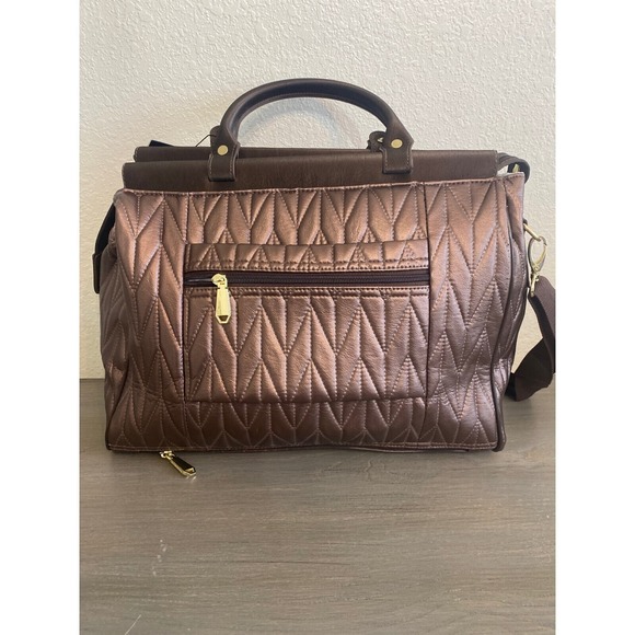 NWT BCBGMAXARZIA Bronze Metallic Travel Carry On/Overnight Bag, Wet Compartment - Picture 3 of 15